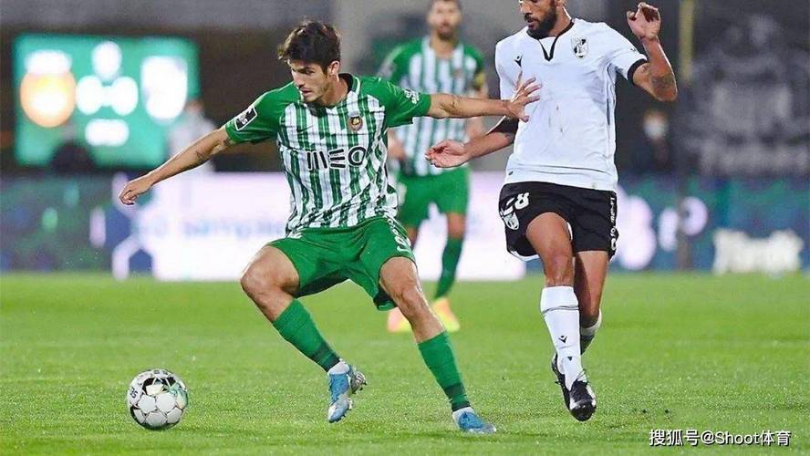 亚博体育app官网-里程碑夜！拜仁慕尼黑刷新队史纪录，葡超关键时刻刷纪录，震撼外界，赛程密集仍需轮换