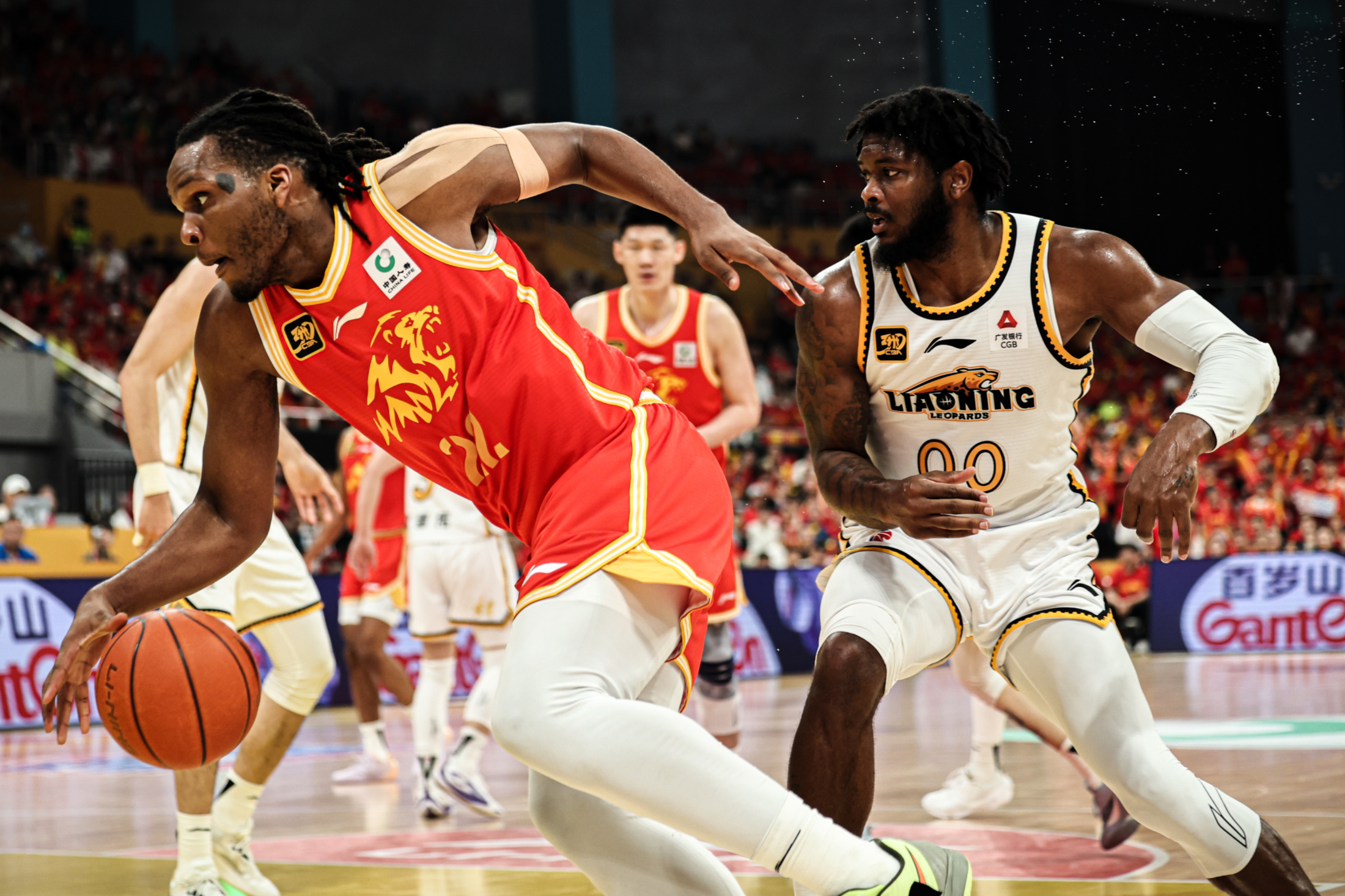 亚博app官网-转折点布鲁克林篮网内部沟通；CBA常规赛今晚攻防权衡；目标明确；临场指挥获称赞